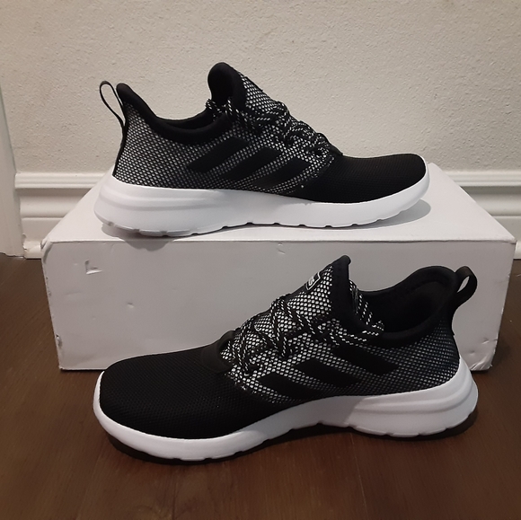 Adidas - Picture 4 of 4